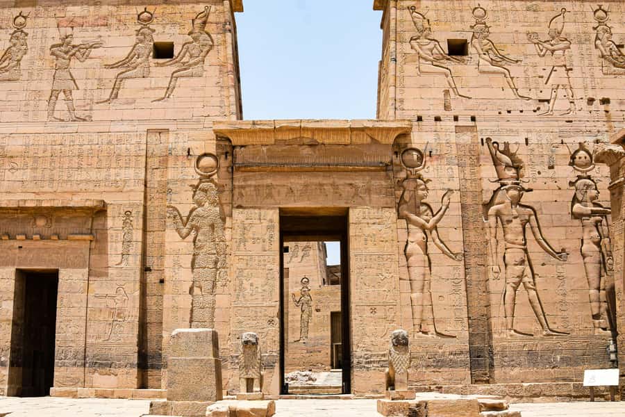 From Luxor: Private Edfu and Kom Ombo Temples Tour & Lunch - Private AC Transport From Luxor: What makes the logistics work