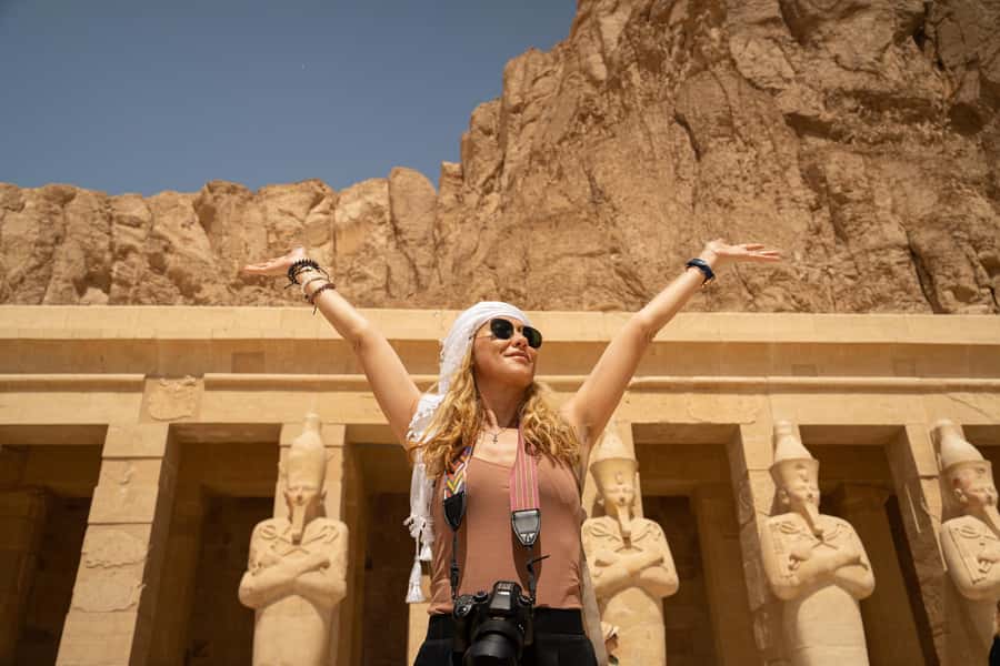 From Luxor: West Bank Tour with Valley of Queens & Lunch - Entrance Fees and Lunch Included: Is $50 Good Value?