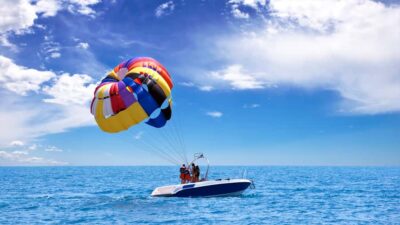 From Sharm El-Sheikh: Sharm El-Maya Parasailing Adventure - The parasailing flight: 4 minutes above the water