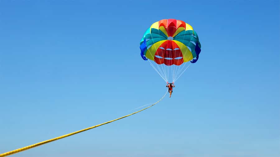 From Sharm El-Sheikh: Sharm El-Maya Parasailing Adventure - Price and value: does $48 make sense for 4 minutes?