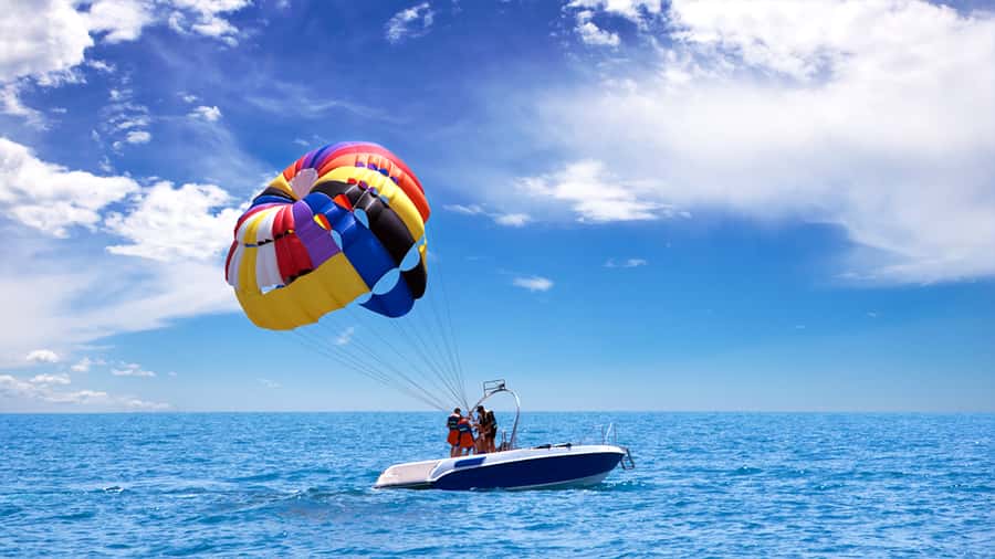 From Sharm El-Sheikh: Sharm El-Maya Parasailing Adventure - The parasailing flight: 4 minutes above the water