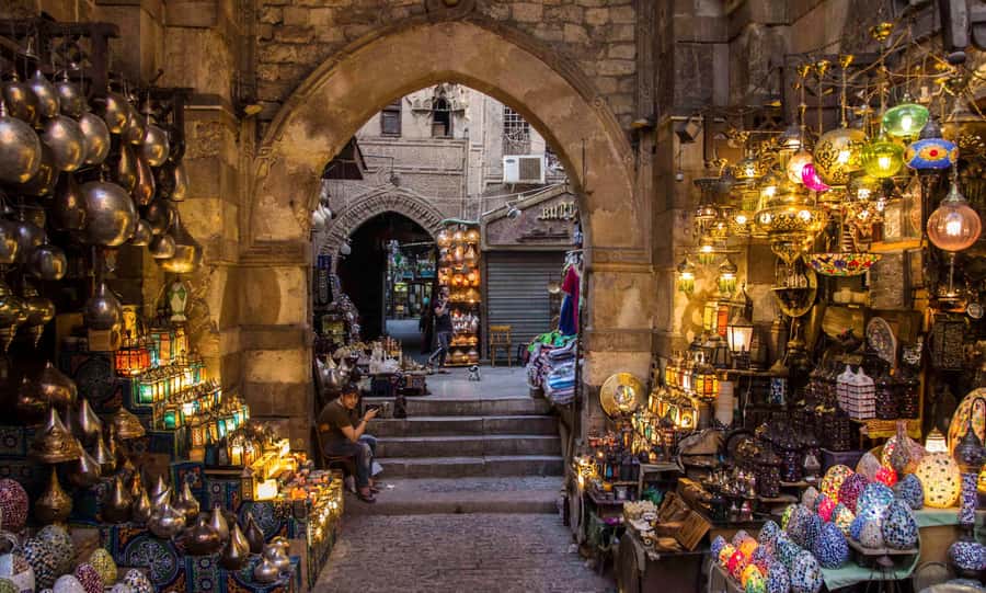 Giza Pyramids, Mummy Museum And Bazaar Private Day Tour - Khan el-Khalili shopping time: souvenirs with bargaining muscle