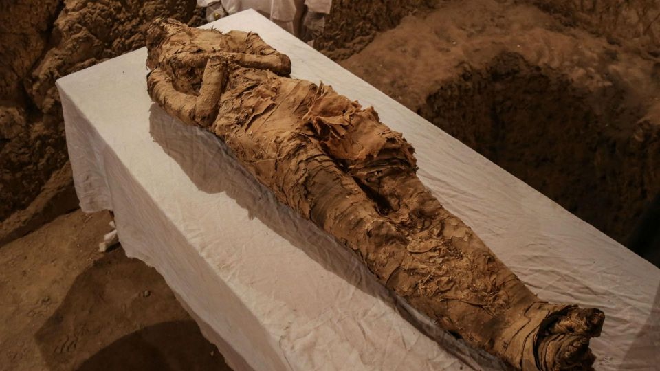 Giza Pyramids, Mummy Museum And Bazaar Private Day Tour - Included on the day: entry fees, guide, lunch, water, and transfers
