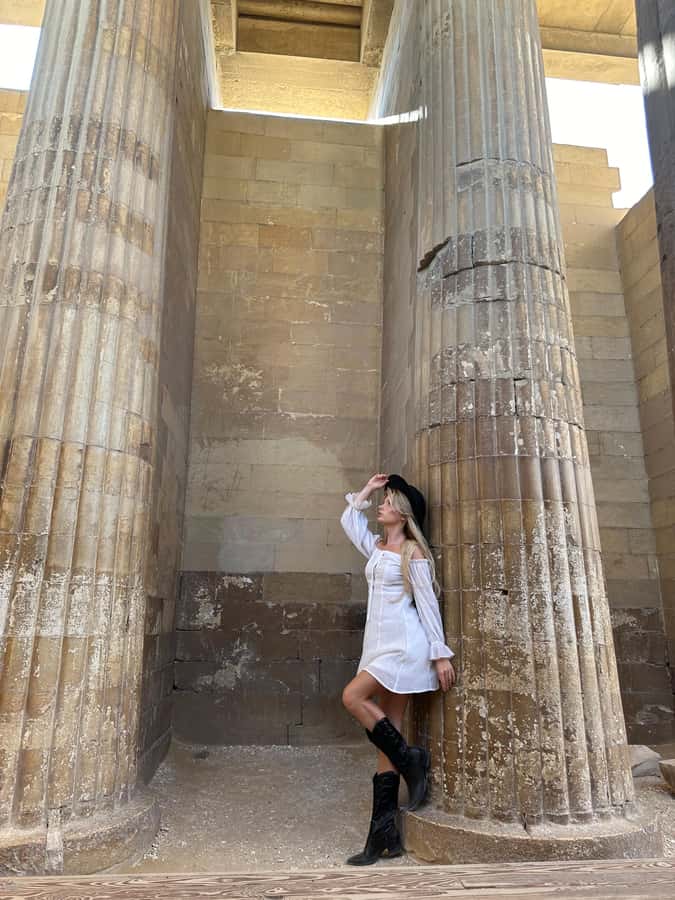 Giza Pyramids, Sakkara, Mystikal Serapeum, Dahshur - Giza Pyramids (Cheops, Chephren, Mykerinos) and the Sphinx Photo Moment