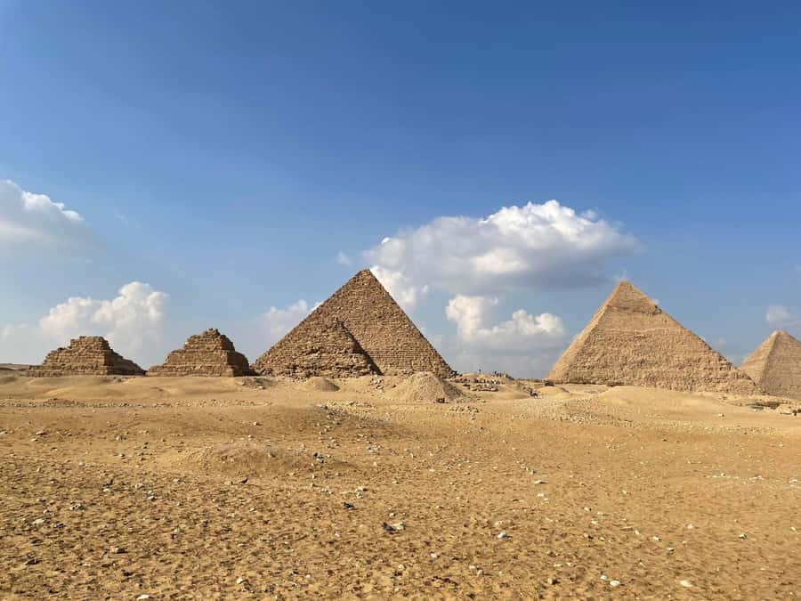 Half Day Tour to Giza Pyramids & 1-Hour Felucca Ride - The Giza Plateau plan: 3 hours of guided walking, not random photos