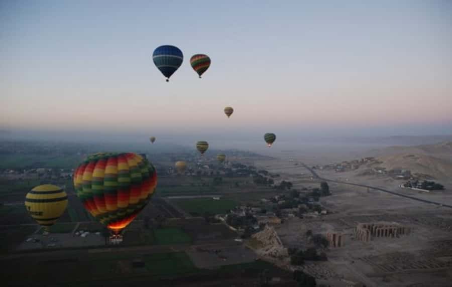 Hot-air Balloon Visit Kings Valley Tombs Hatshpsuit Boatride - Flying over Luxor: what the view gives you (and why it’s worth it)
