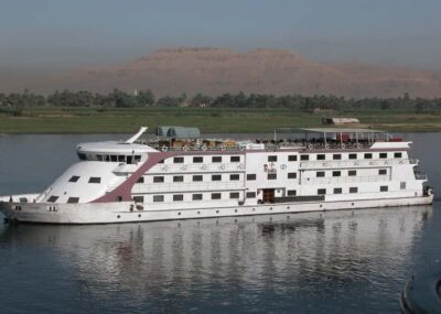 Hurghada: 5 Days Nile Cruise with Guided Tours & Abu Simbel - Hurghada Pickup and the Luxor Launch Day