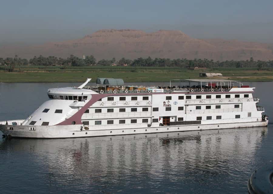 Hurghada: 5 Days Nile Cruise with Guided Tours & Abu Simbel - Hurghada Pickup and the Luxor Launch Day