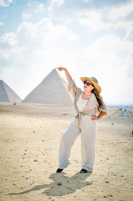 Hurghada: Cairo Pyramids, Sphinx & Egyptian Museum Day Trip - The Great Sphinx: myth, symbolism, and real-world photo strategy