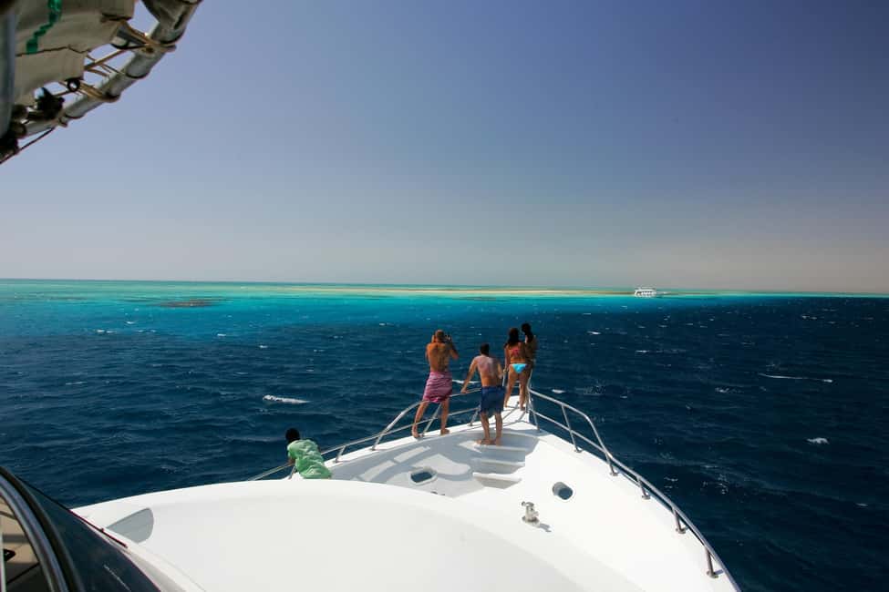 Hurghada: Cruise to Bianca Island Utopia w/ Transfer & Lunch - Snorkeling and the glass boat: marine viewing without needing to be an expert