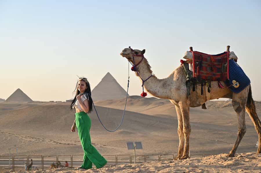 Hurghada Day Trip to Giza Pyramids, Sphinx, Museum and lunch - Key things that make this tour worth your time