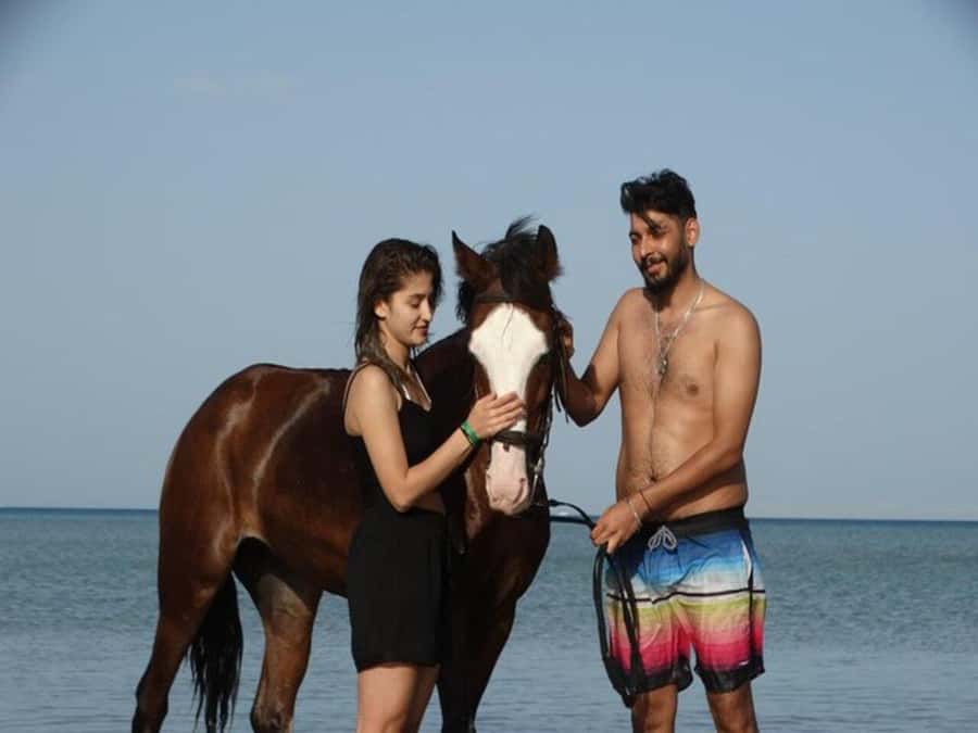 Hurghada: Desert and Sea Horseback Riding Tour with Transfer - Included Extras That Make It Feel Like More Than a Simple Ride