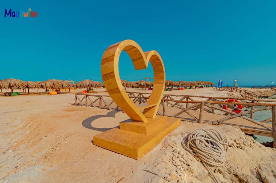 Hurghada: Elegance Yacht Cruise To Orange & Magawish island - Key highlights you’ll actually feel on the day