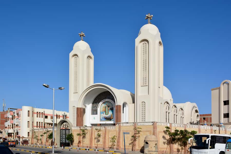 Hurghada: Guided City Highlights Tour with Shopping Stops - Pickup, ID, and Dress Code: The Little Things That Make It Smooth