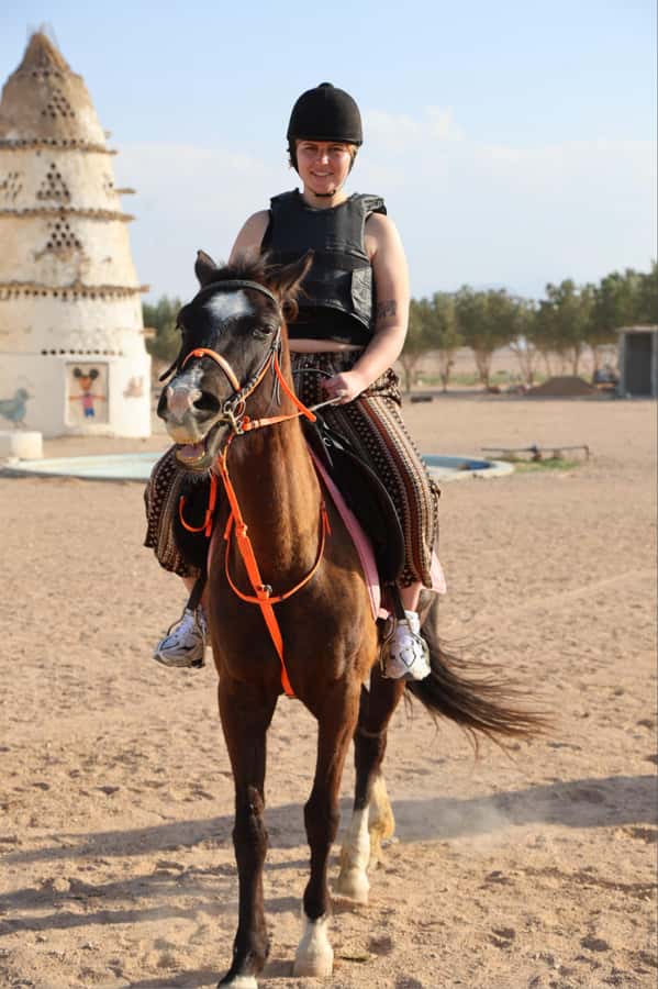 Hurghada: Horse Riding & Safari Adventure - Hotel Pickup and the Jeep Transfer That Changes the Mood