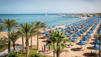 Hurghada : Jaz Makadi Aquaviva Waterworld - Getting in fast: separate entrance and your tour leader’s job