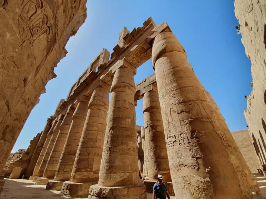Hurghada: Luxor Highlights & King Tut Tomb Tour with Lunch - The Luxor break: your pocket of flexibility