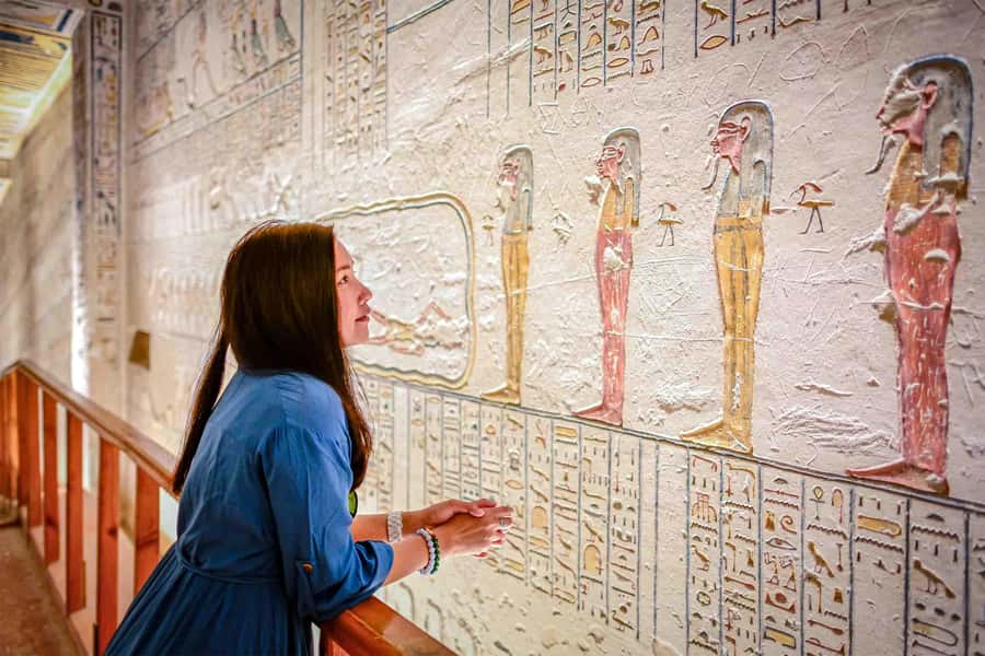 Hurghada: Luxor Tour with Valley of Kings, Karnak & Tut Tomb - Lunch in Luxor: Food, Timing, and One Nice Extra