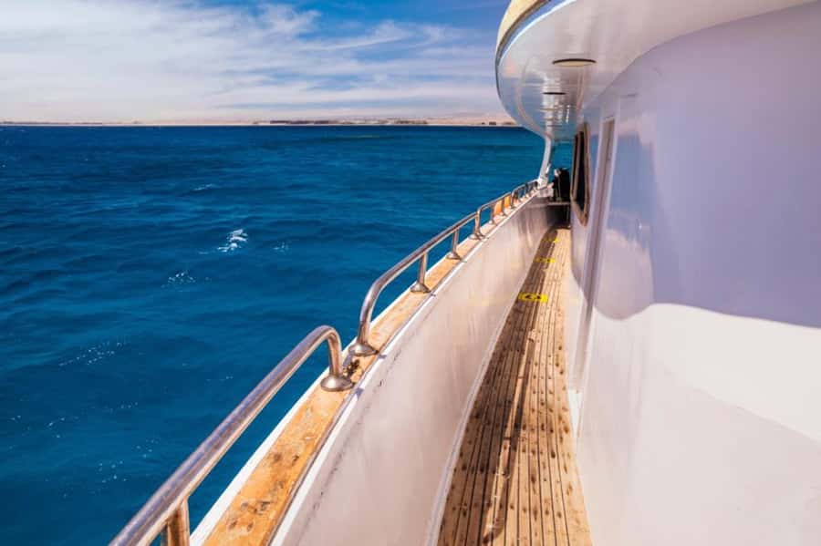 Hurghada: Luxury Private Yacht with Optional Lunch & Drinks - Key things to know before you go