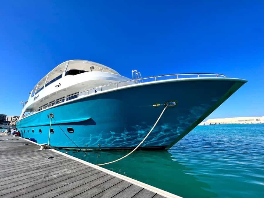 Hurghada: Orange & Giftun Island Cruise with Massage & Lunch - Getting to the yacht: pickup zones, timing, and how to make the day smooth