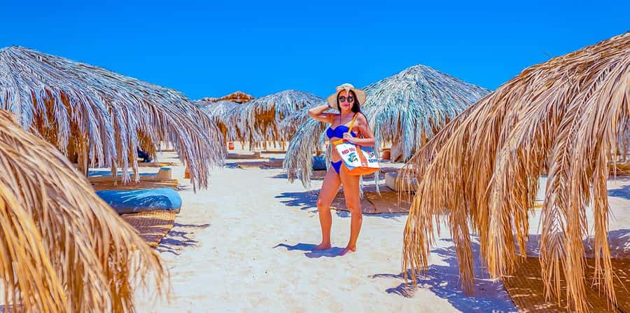 Hurghada: Paradise Island Yacht Cruise, Lunch & Snorkeling - Where the tours run: which cities get pickup