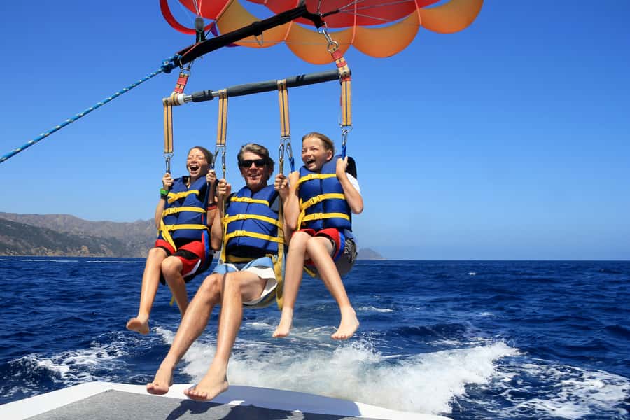 Hurghada: Parasailing Adventure on the Red Sea - What you’ll see: beaches, desert, and the shape of the Red Sea