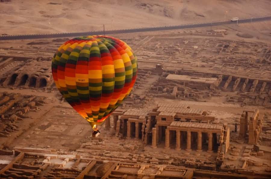 Hurghada: Private 4-Day Nile Cruise with Hot Air Balloon - Valley of the Kings After Landing: Best to Go Early and Stay Focused