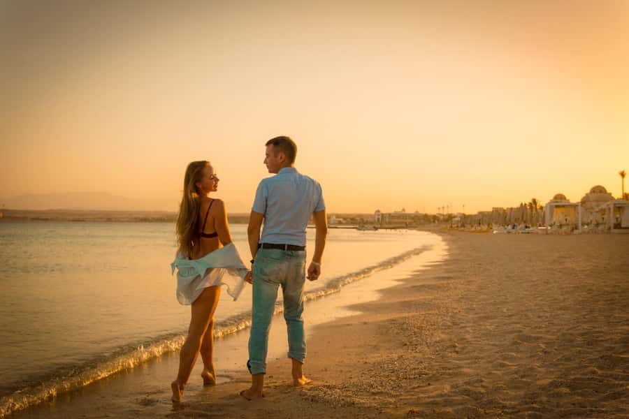 Hurghada: Private Photoshoot with Hotel Pickup and Drop-off - How a private Hurghada photo session actually runs (and why that’s the point)