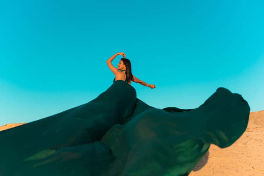 Hurghada: Private Photoshoot with Hotel Pickup and Drop-off - Sony A7 IV + editing: what makes the photos feel crisp