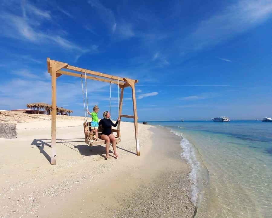 Hurghada: Private Speedboat to Magawish Island - Tips to make your day smoother in Hurghada