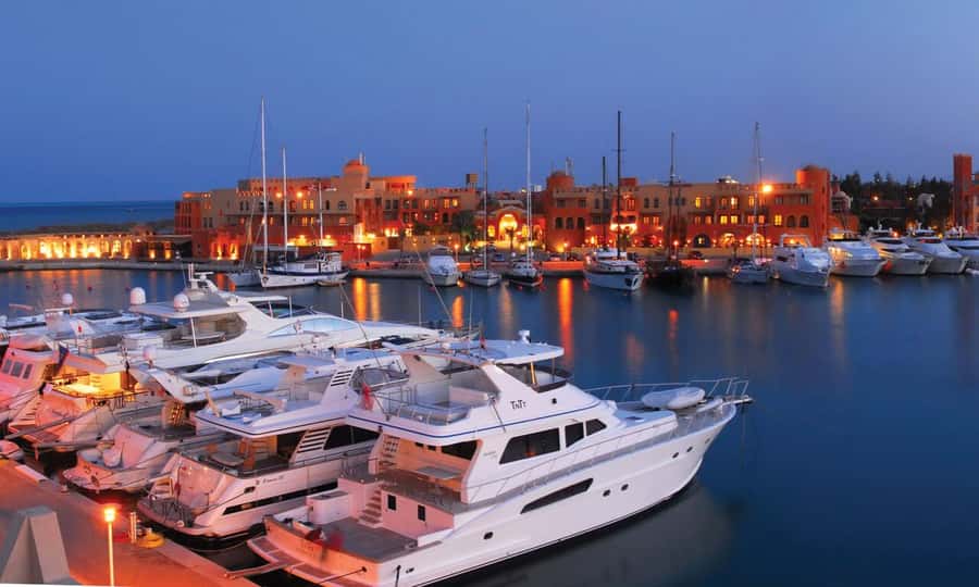 Hurghada Scuba Diving Trip with Pick-up, Lunch - Lunch on the Boat: Simple Food, Real Recharge