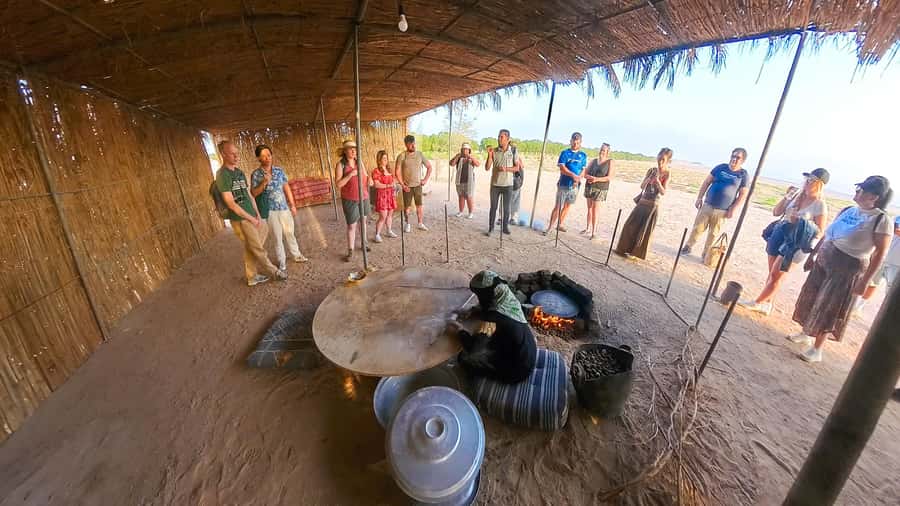 Hurghada: Star Stargazing Desert Adventure by Jeep & Dinner - Camel Ride and Horse Ride at Sunset Hill