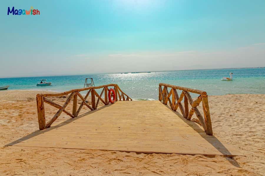 Hurghada : Sunset & Barbecue at Magawish Island By Speedboat - Who This Tour Fits Best (and Who Should Skip It)