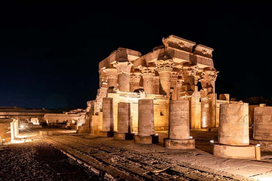 Kom Ombo Temple Day Tour From Luxor - Luxor to Kom Ombo and Edfu in one private 8-hour loop
