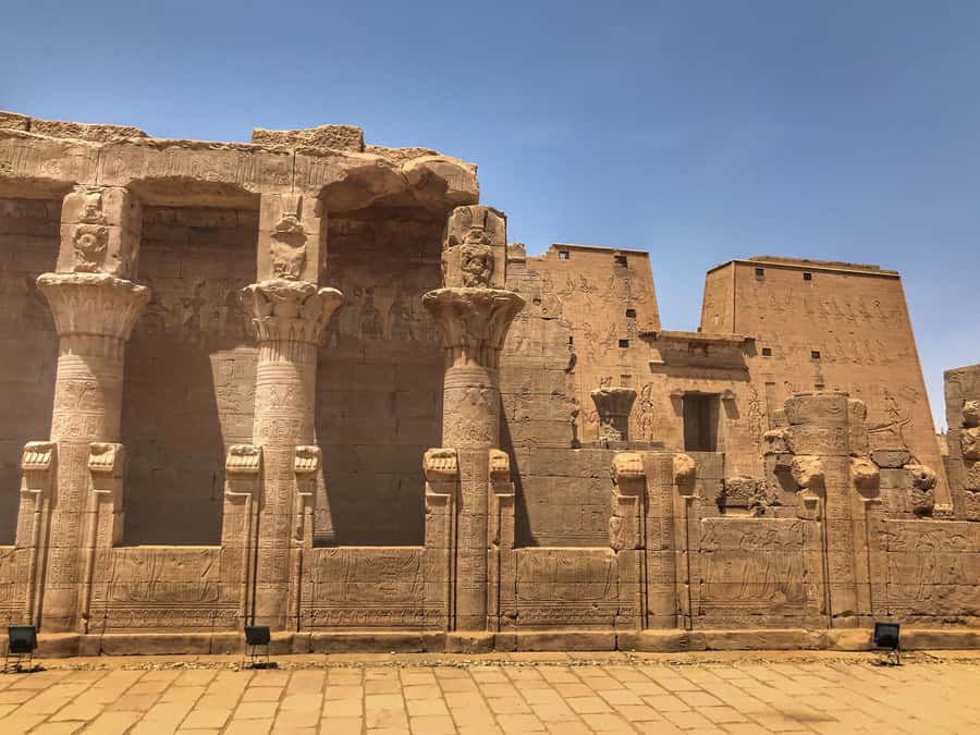Kom Ombo Temple Day Tour From Luxor - Kom Ombo Temple: where Sobek and temple symbolism take center stage
