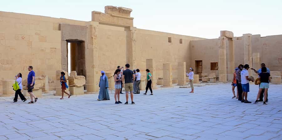 Luxor 2 Days Tour from Hurghada By Car - Colossi of Memnon: the city of the dead, without the fluff