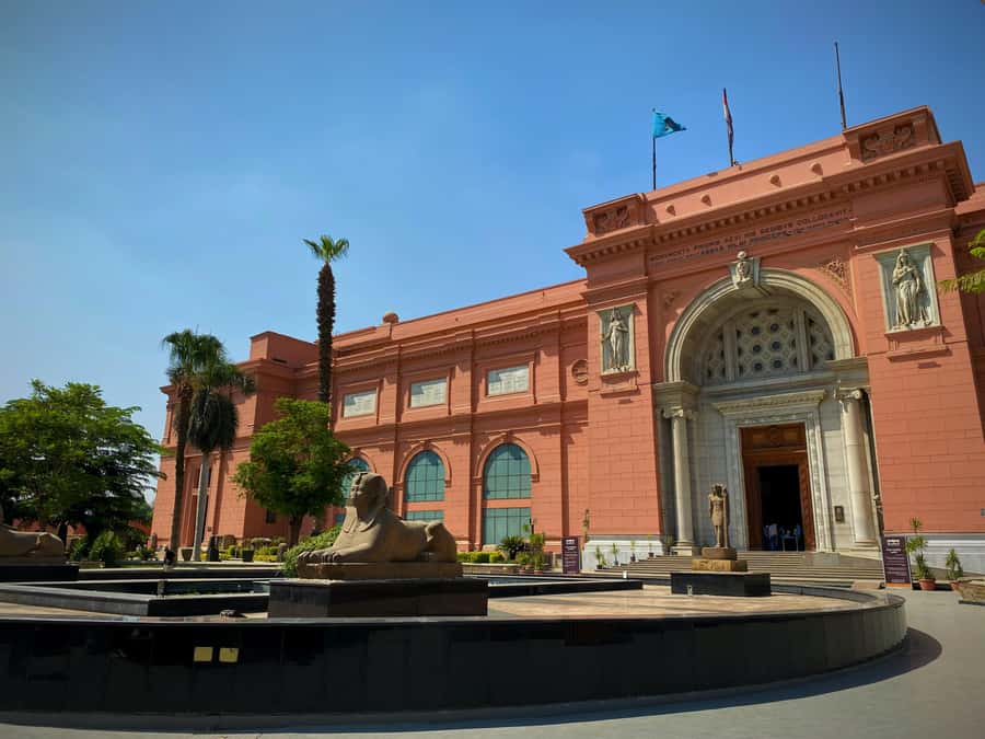 Luxor: Day Tour to Cairo from Luxor by Flight - Khan el-Khalili bazaar: shop with an hour you can actually use