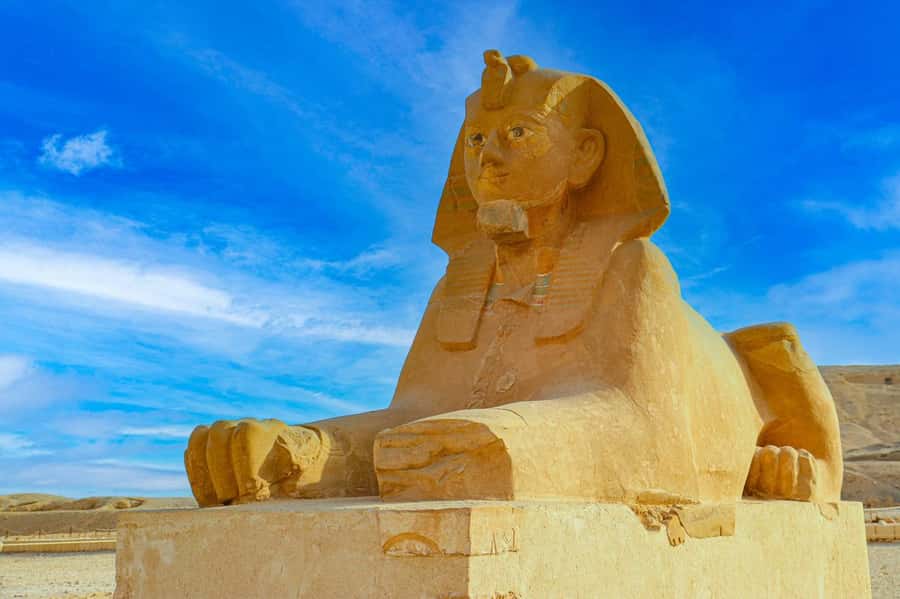 Luxor Day Trip from Hurghada Small Group & Tutankhamun Tomb - Price and Value: What $95 Really Buys