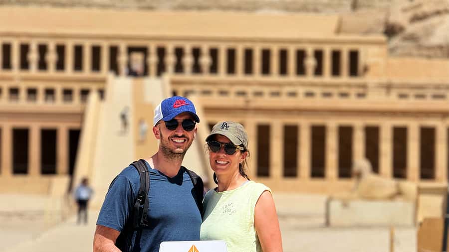 Luxor: East & West Bank Temples Private Tour with Tickets - Tickets, Tipping, and the One Thing You Must Bring