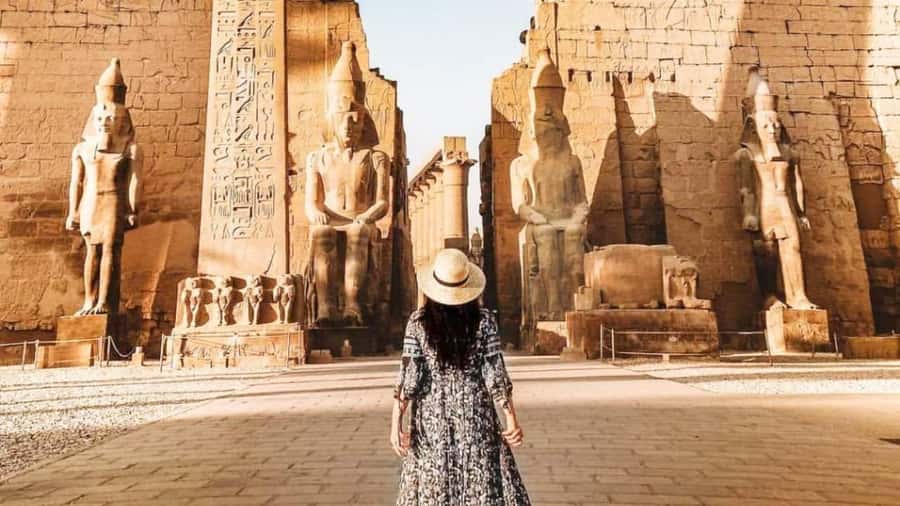 Luxor: East & West Bank Temples Private Tour with Tickets - Hatshepsut’s Mortuary Temple and the Colossi of Memnon Pass