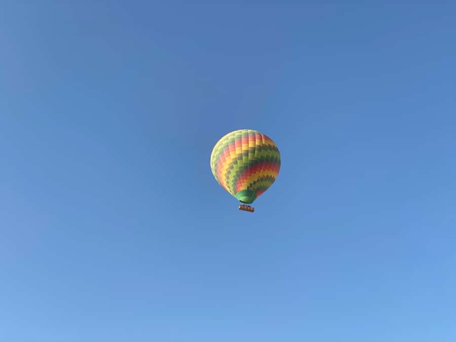 Luxor: Hot Air Balloon Ride over the Valley of the Kings - What You’ll Actually See: Tombs, Temples, Fields, and the Human Scale