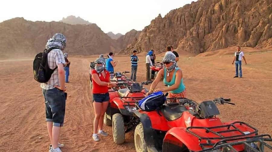 Luxor: Luxor West Bank Quad Bike Adventure in the Desert - From hotel pickup to the boat: the calm start to a wild ride