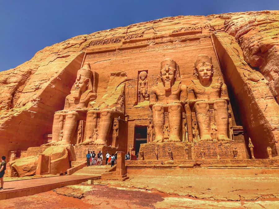 Luxor: Private 2-Day Tour to Philae & High Dam & Abu Simbel - The High Dam stop: beyond the photos