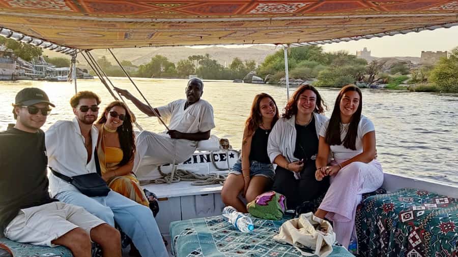 Luxor: Private Felucca Ride with Panoramic Nile Views - Sunset Option: When the Nile Turns Softer