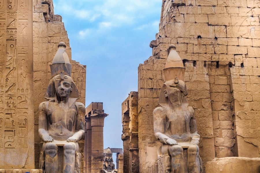 Luxor: Private Full-Day Luxor Highlights Tour with Pickup - Private pickup and the smart West-Bank to East-Bank flow