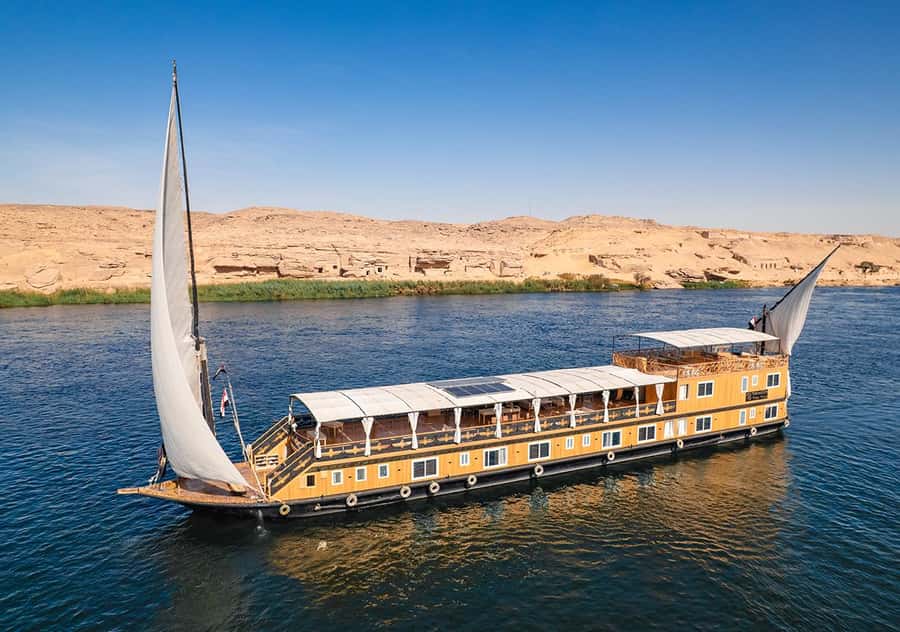 Luxor to Aswan: 6-Day Dahabiya Nile Cruise with Ancient Tour - Karnak to Esna, then checking in on the boat