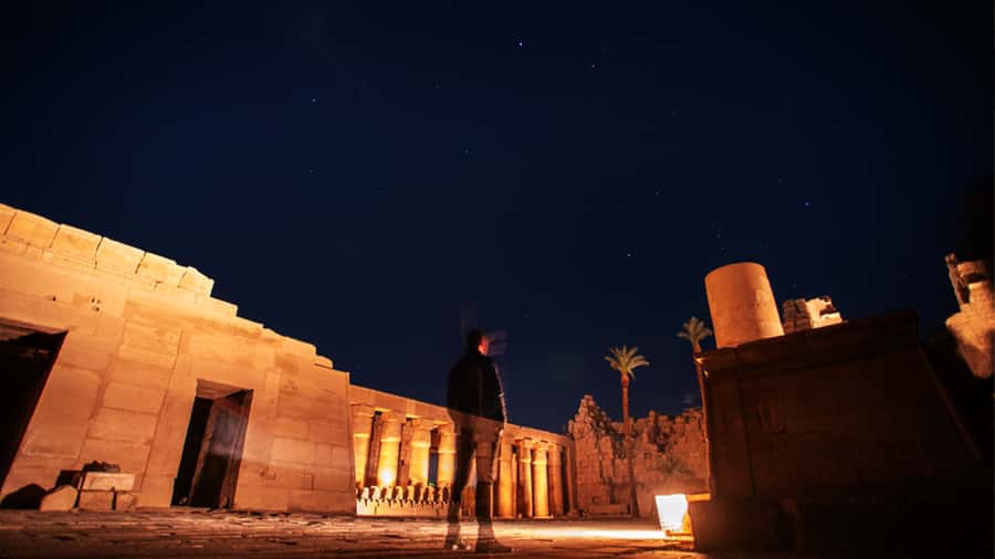 Luxor: Valley of Kings, Hatshepsut & Karnak Light Show Tour - Hotel pickup and the 8-hour game plan in Luxor