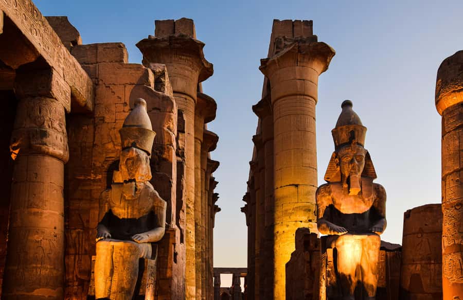 Luxor: Valley of Kings, Hatshepsut & Karnak Light Show Tour - Guides, languages, and communication you can actually use
