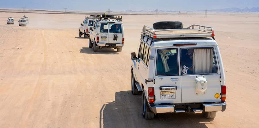 Makadi Bay: Mega Tour Jeep, ATV, Buggy, Camel, Dinner & Show - Bedouin village lunch and tea: good culture value, simple food