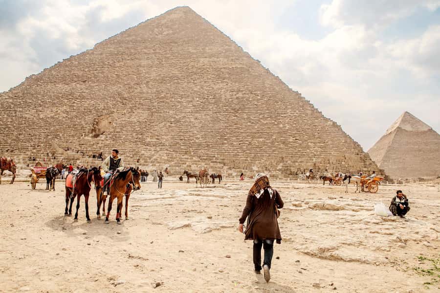 Pyramids of Giza and Great Sphinx: Private Half-Day Tour - Great Sphinx myths, Valley Temple architecture, and the best photo moments